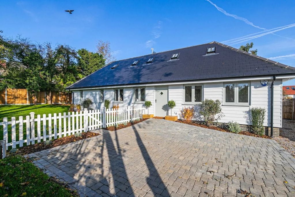 Cricketers Cottage in Theydon Bois Complete 1 Cricketers Cottage in Theydon Bois Complete 1